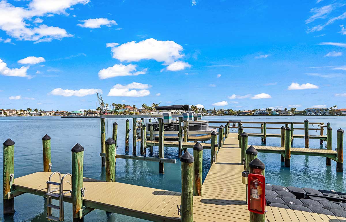Rental boat docks on Vanderbilt Lagoon